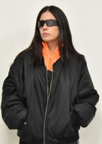 La cantautora chilena Javiera Mena lanza Inmersión, un disco íntimo y experimental. En entrevista exclusiva revela su proceso creativo, colaboraciones y el simbolismo detrás de esta nueva etapa musical.