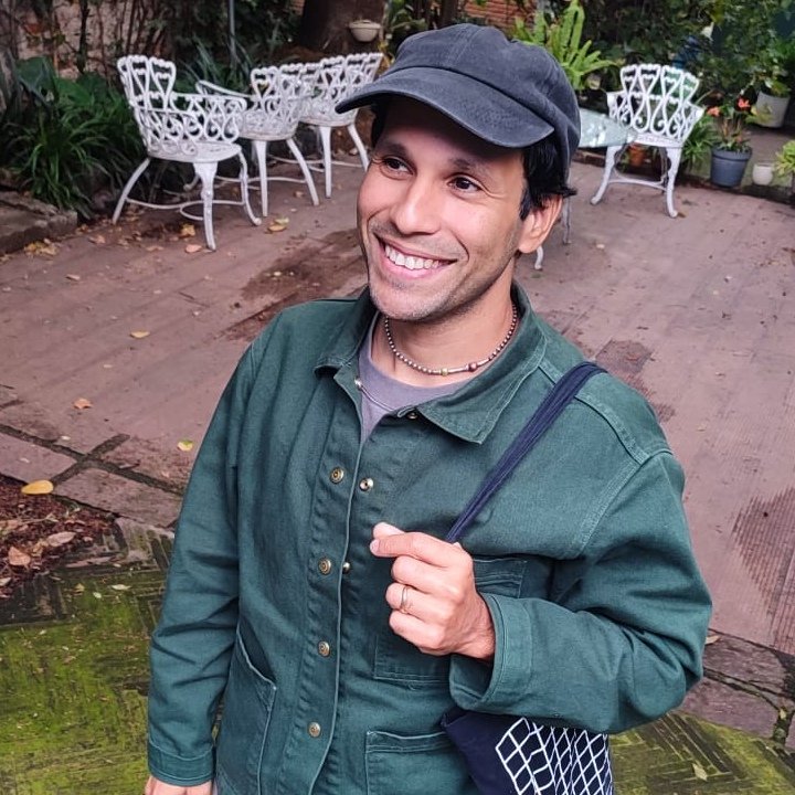 Pachyman presenta Another Place, un disco grabado con equipo análogo que refleja su evolución artística y su regreso a México como headliner.