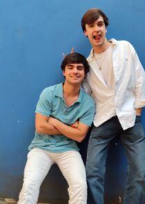 El grupo español Avenida visita México para FIMPRO, compone su primer álbum y habla de “Cayetano”, sus influencias y el sueño de hacer una canción para el Mundial 2026.