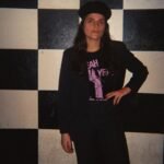 Erin Memento habla de su evolución musical, su colaboración con Barbie Recanati, su guitarra Fender inspirada en Kurt Cobain y su presentación en el Vive Latino 2025. Conoce los detalles de su nuevo disco y su cierre de etapa con Carretera Fantasma.