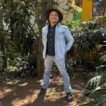 El cantautor venezolano Esteban Rey habla sobre “Amor Cromático”, un álbum nacido del duelo por la muerte de su madre, con influencias del son jarocho, grabado entre Europa y México. Se presenta en el Foro 1869.