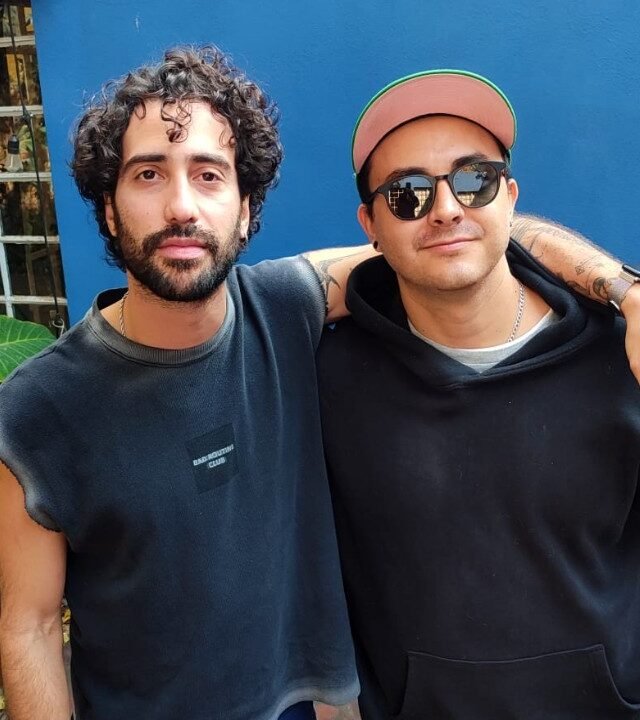 Migrant Motel presenta “Volvernos a Ver”, una reinterpretación del inglés al español, habla de su productor noruego y confirma concierto el 6 de febrero en Rebel Rebel, CDMX.