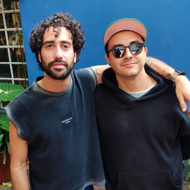 Migrant Motel presenta “Volvernos a Ver”, una reinterpretación del inglés al español, habla de su productor noruego y confirma concierto el 6 de febrero en Rebel Rebel, CDMX.