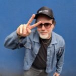 Kevin Drew, líder de Broken Social Scene, habla sobre el nuevo documental de la banda, los inicios de la escena indie en Toronto y cómo la amistad fue el motor creativo del colectivo musical.