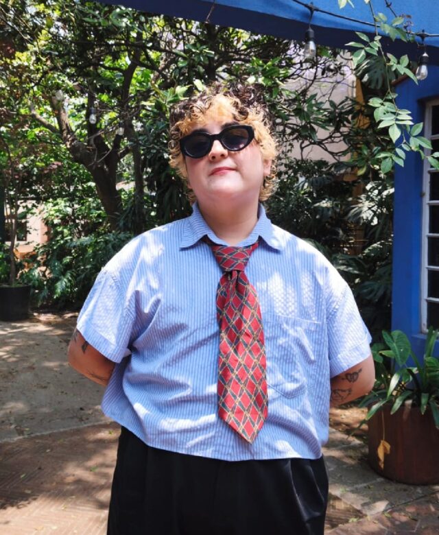 Arroba Nat nos cuenta los secretos detrás de su nuevo disco "Mirar Adentro". Una charla sobre vulnerabilidad, terapia, el síndrome del impostor y sanar a través de la música