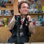 Conversamos con De Nalgas sobre sus 16 años de trayectoria, la importancia de su disco emblemático y cómo mantienen viva la esencia punk en la escena mexicana.