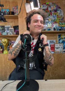 Conversamos con De Nalgas sobre sus 16 años de trayectoria, la importancia de su disco emblemático y cómo mantienen viva la esencia punk en la escena mexicana.