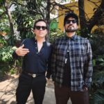 Exploramos 'Ayer y Hoy', el nuevo álbum de Comisario Pantera. Una charla profunda sobre evolución, influencias de los Beatles, boleros y la madurez en el rock mexicano.
