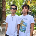 Descubre los secretos detrás de "Perdón", el nuevo sencillo de la banda Inmigrantes junto a Jay de la Cueva. Entrevista exclusiva sobre su grabación en cinta en Sonic Ranch y su evolución musical en 2026.