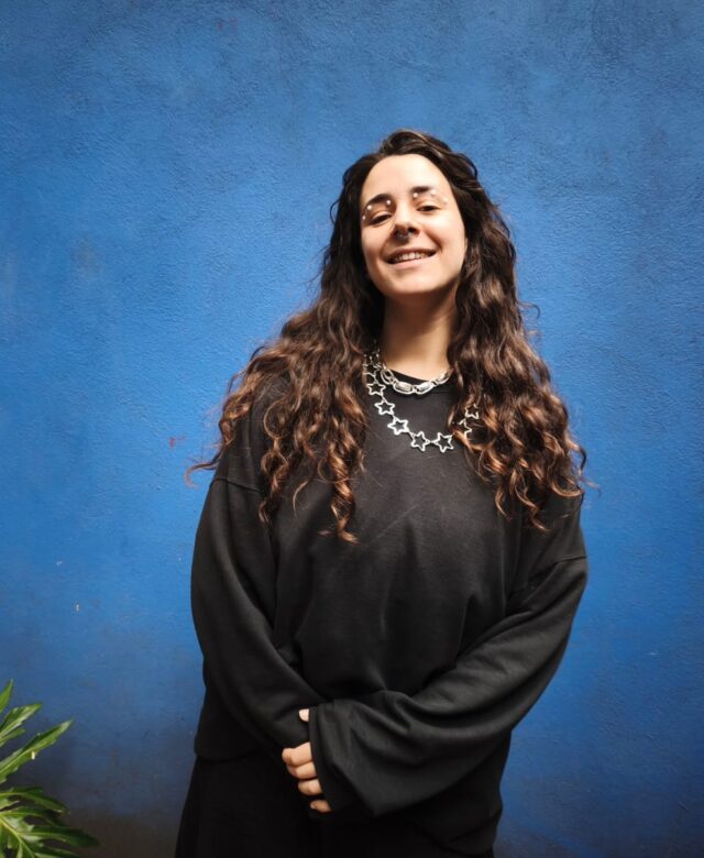 Descubre a Serena, la artista catalana que fusiona flamenco, jazz y trap. En esta entrevista exclusiva, nos habla de su paso por México, su proceso creativo y el poder de la música sin etiquetas.
