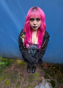 Carmely Lakerry Entrevista Adolescencia Gris Cancion Indie
