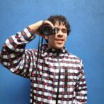 Entrevista con Víctor Internet: Identidad, Spanglish y 'Glitter Pop'