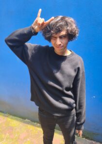Antagónico presenta A los minutos sin tiempo: Entrevista con Karim | Rock Mexicano