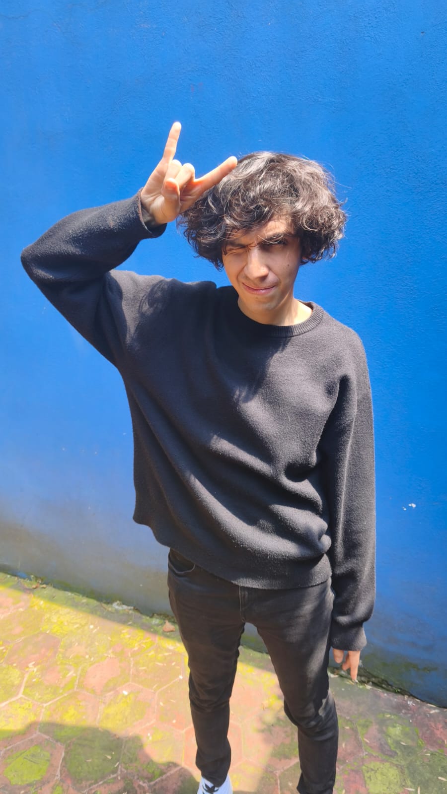 Antagónico presenta A los minutos sin tiempo: Entrevista con Karim | Rock Mexicano