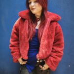 Karina Vélez: Entrevista, nuevo sencillo De tu mano y su evolución en el pop alternativo