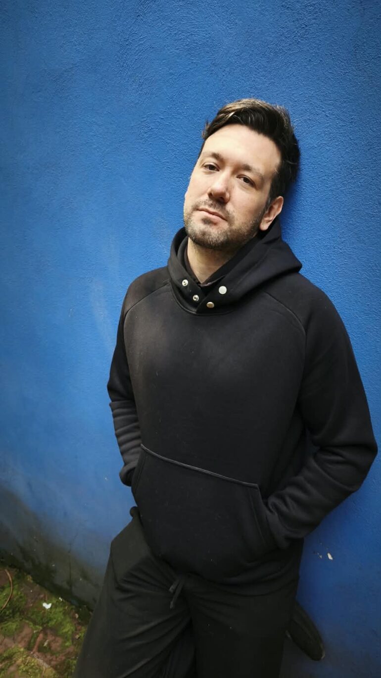 Pere George entrevista: El arte de producir, migrar y crear su disco conceptual