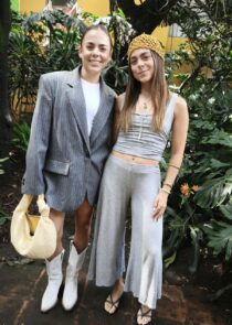 Las Prez Entrevista EP Historias Prestadas Pop Country Folk